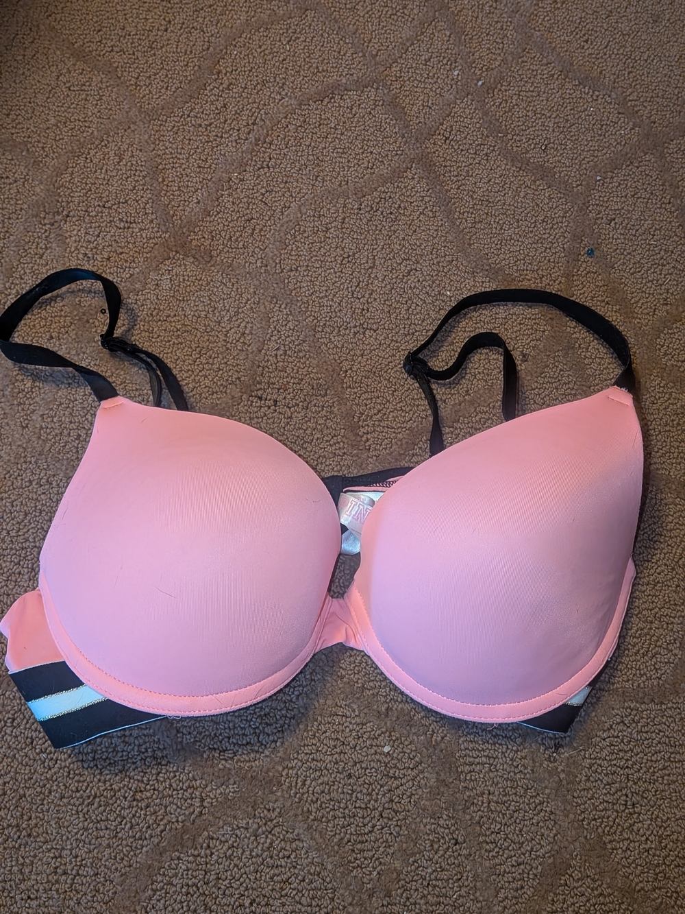 PINK Victoria's Secret Pink Moulded Push-Up Bra Black Straps 32D 32 D $48 SUMMER